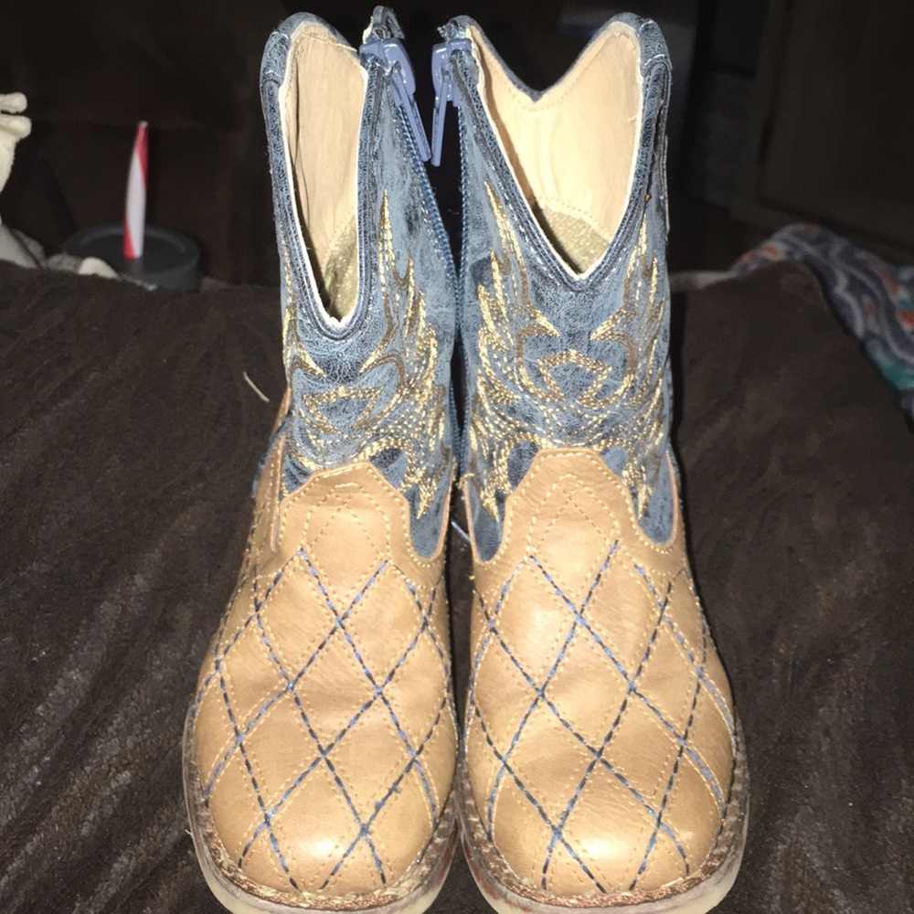 Infants size 6 Roper Boots
